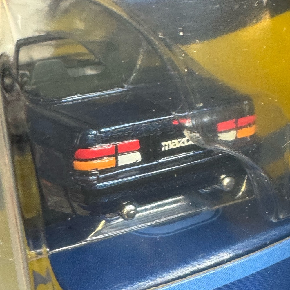 Matchbox Collectors 1988 MAZDA RX-7  8/20 - Picture 6 of 8
